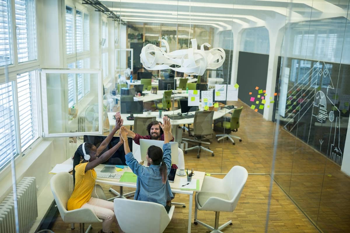 Motive pentru care sa alegi spatiile de co working pentru firma ta